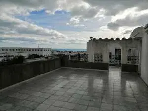 Un bel appartement a vendre a Hammamet R 