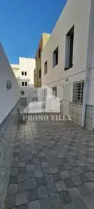 Villa de 2 niveaux avec étage inachevé à Hammamet 