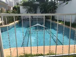 Une Villa S+7 avec piscine à Carthage ZVL0340