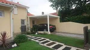 Cherche villa ou rdc Ariana soukra nsr gazela ,entrée voiture ou garage,jardin