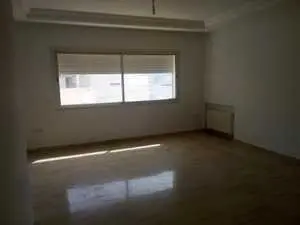 appartement s+3 bahr Lazrak derrière carrefour Marsa 