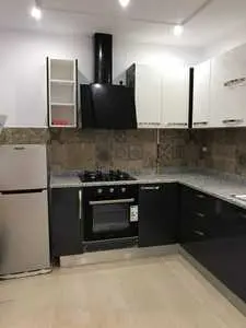 Nouveau appartement au bord d l plage S+1 climatisé et bien équipé 