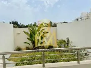 à vendre s+2 jamais habité avec jardin privatif à la soukra