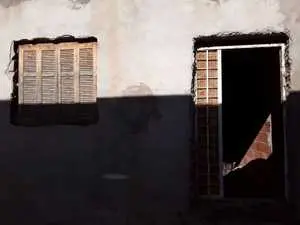 Une maison 🏠 inachevée à hammamet sud g