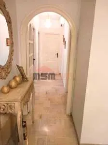 A vendre un appartement s+2 à cité les palmeraies