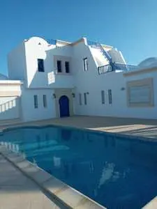 Charmante villa avec piscine- Midoun Djerba 