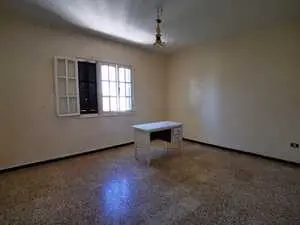 Appartement S+2 Bab Saadoun/Hneya à vendre