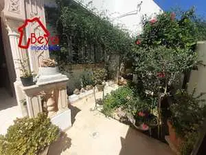 hammamet nord ,une villa s+3 semi meublé à 900dt par mois 