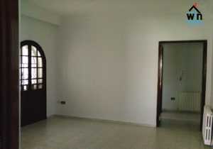 Un étage de Villa à louer à Khezema