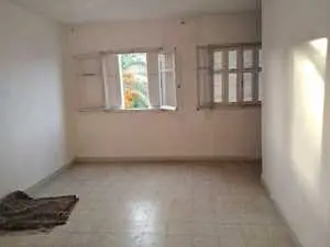 A vendre maison duplex avec un part commercial a bizerte rue hedi chaker