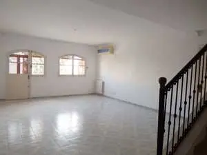 Duplex en s+3 de 128m² à El Menzah 9B