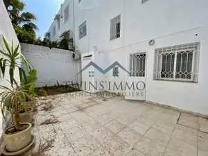 Triplex S+5 de 360 m² à La Marsa