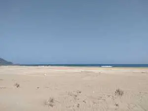 terrain de 251 m2 a vendre chatt el 9bli el haouaria 70 m de la plage