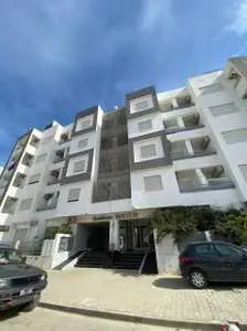 A vendre appartement s+2 + parking dans une résidence 