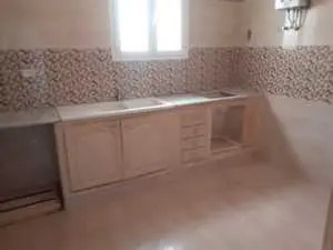 étage de villa S+3 à ezzahra 