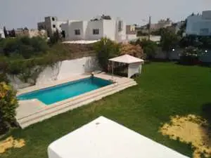 villa avec piscine chotrana 3 la soukra 