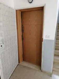 Vente d'un appartement à radés de 80m² de surface à 200 mille dinars.