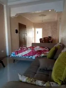 Bardo à vendre App s+3 étage de villa