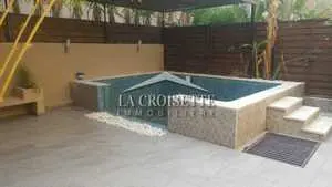 Un Triplex S+4 avec piscine à La Marsa MTRL0021