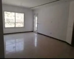 à louer un joli appartement haut standing s+3 à Riadh el Andalous