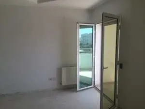 A louer un appartement S+4 à Menzah7 bis