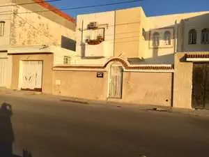 Villa style américain à erriadh 3 Sousse