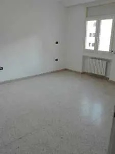 a louer spacieux appartement s+2 a l'aouina cité wahat (palmeraie)