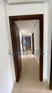 A Vendre un Appartement s+3 Au Lac 2