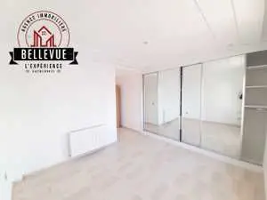 Appartement S+3 à Vendre Réf BV536