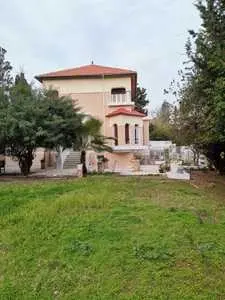 Location une belle villa s+3 à Carthage 