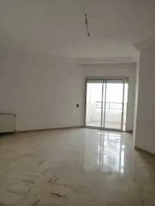 A louer un appartement s+2 à madina jadida 