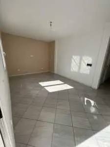 A louer un appartement S+3 neuf à Zarzouna