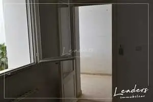 Appartement S+4 à vendre à Ezzahra 27246360