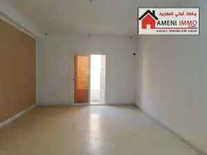 ❤ A louer appartement s+2 propre à el Mourouj 5