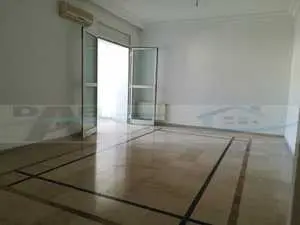 APPARTEMENT S+2 A BELAIR BOUMHAL