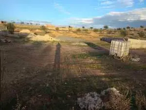 قطعة أرض للبيع بئر حليمة زغوان183 متر صالحة للبناء