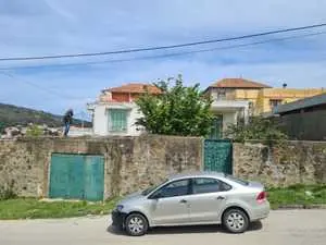 Villa 140m2 sur terrain 400m2.