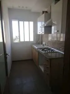 A vendre un appartement s+2 au début bhar lazrek ,la marsa 