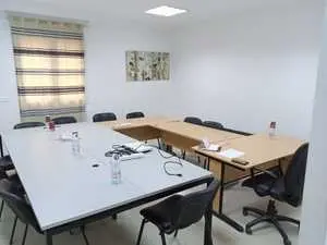 louer une salle de formation par jour (100dt) maximun 10 personnes