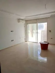 Appartement S+3 très Spacieux Haut Standing Ariana