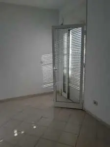 A vendre appartement à raoued