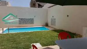 Maison S+2 avec piscine à jinen el mansourah kelibia