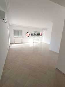 A louer un appartement S+3 aux Jardins de Carthage