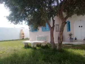 Location Belle villa s+2 situé à Cite Bhar lazreg la Marsa