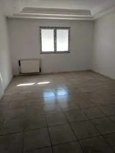 Appartement S+2 tout neuf à louer à La Soukra - Ariana