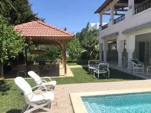 Villa s+4 avec piscine a jinen hammamet