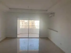 Appartement S+2 spacieux prés clinique Soukra