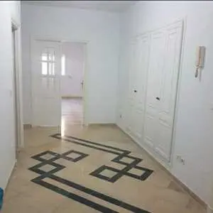 à louer un joli appartement s+3 à ennaser 1