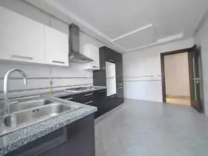 APPARTEMENT S+2 à khzema EST ac suite parentale 