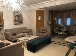 a vendre un luxueux duplex s+5 a ennaser 2 derrière clinique ennasser